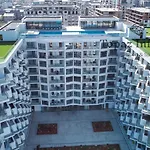 Topaz In Infinity Pool & Apartamento Năvodari