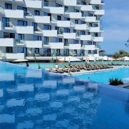 Appartement Topaz - Jacuzzi And Sauna Infinity Năvodari