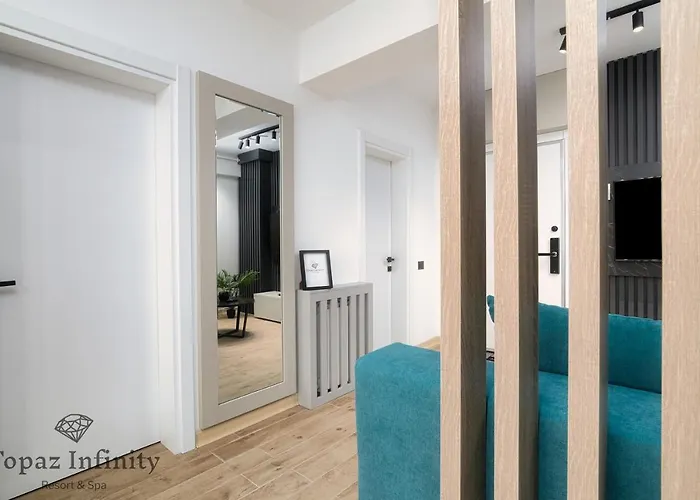 Topaz - Infinity Pool & アパート *