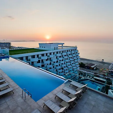 Apartment Topaz In Infinity Pool & Navodari