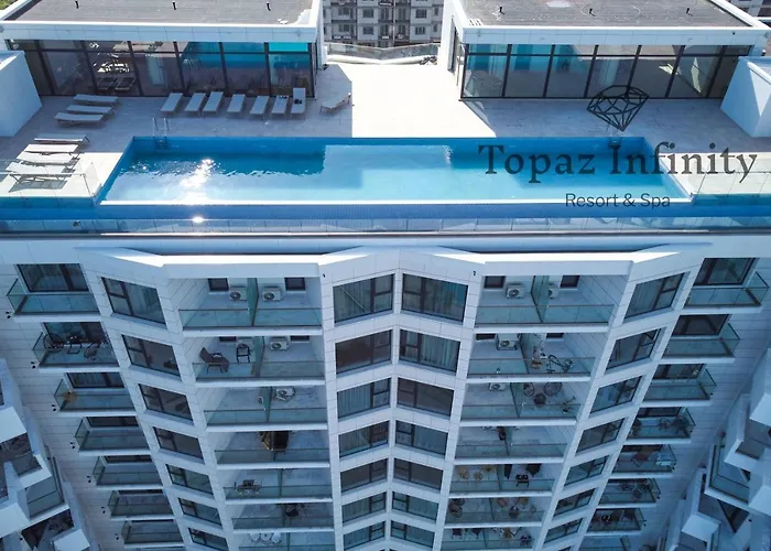 Topaz - Infinity Pool & Apartament Năvodari