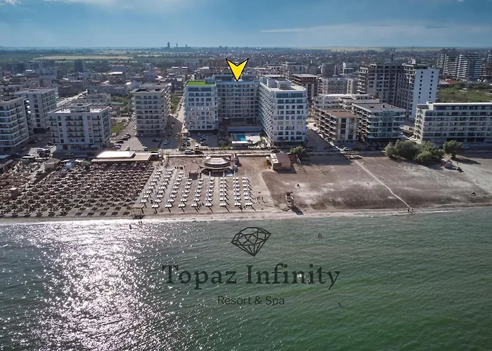 Topaz - Infinity Pool &