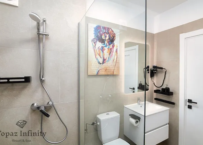 Apartament Topaz - Infinity Pool & *