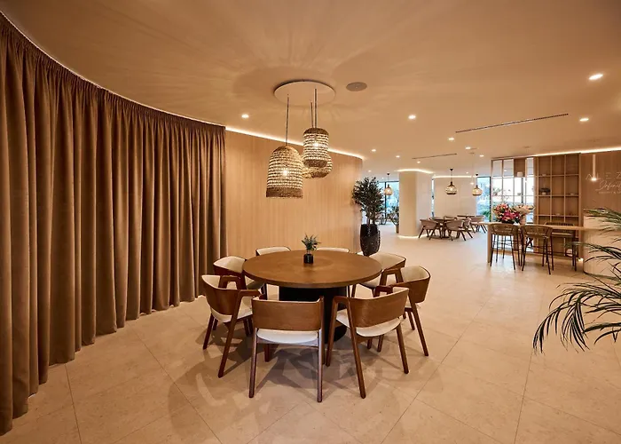 Topaz - Infinity Pool & Apartament *